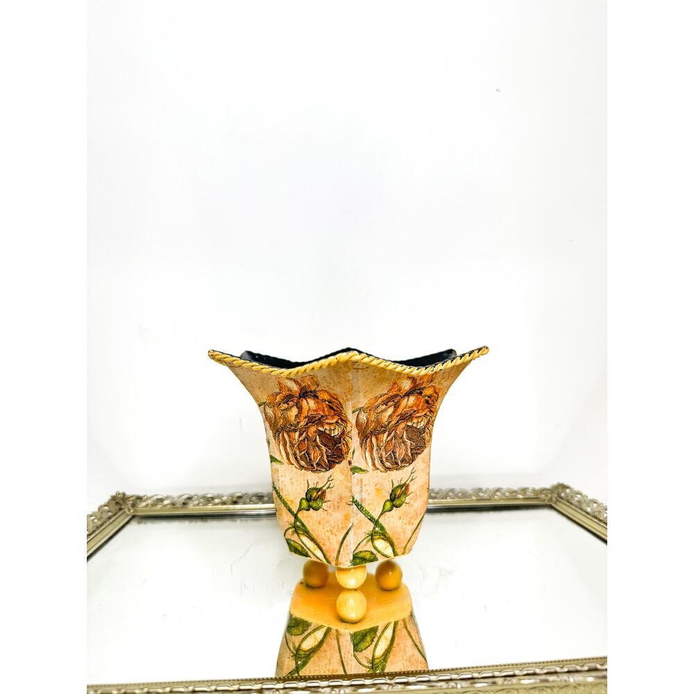 Vintage Floral Rose Deisgn Ball Footed Tole Pot Decorative Planter